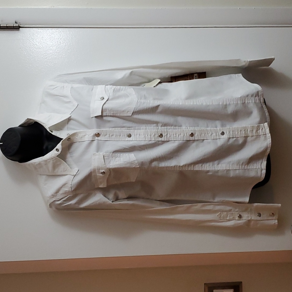 Women's True Religion Rocky Western shirt with Pave snaps.